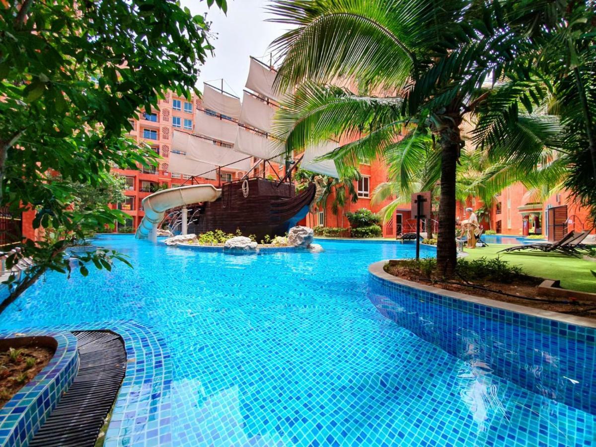 Seven Seas Condo By Dmitrii Jomtien Beach Exterior foto