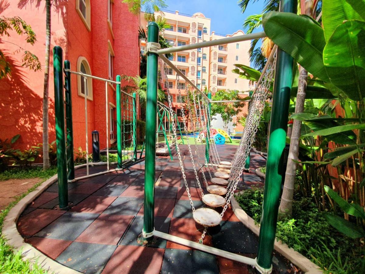 Seven Seas Condo By Dmitrii Jomtien Beach Exterior foto