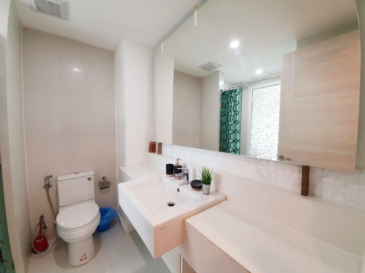 Seven Seas Condo By Dmitrii Jomtien Beach Exterior foto